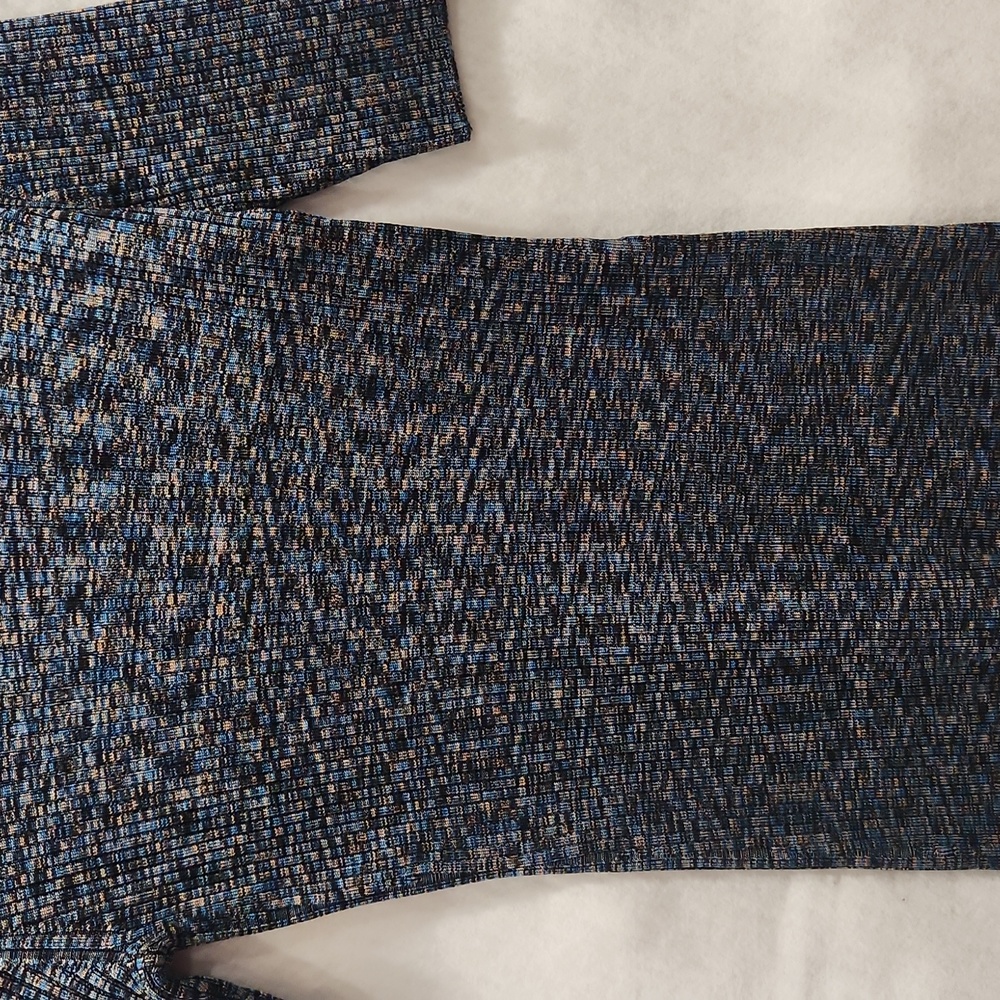 🆕️ Elie Tahari Sweater - Picture 3 of 10